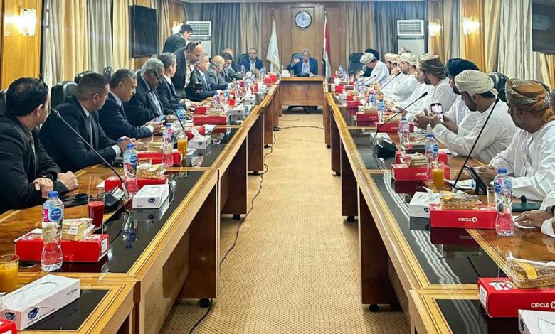 وفد رجال الأعمال العُماني يزور اتحاد الغرف التجارية المصرية لبحث سبل تعزيز التعاون الاستثماري وفد رجال الأعمال العُماني يزور اتحاد الغرف التجارية المصرية لبحث سبل تعزيز التعاون الاستثماري