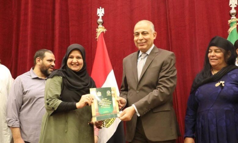 محافظ المنيا يشارك في اجتماع لجنة استرداد أراضي الدولة