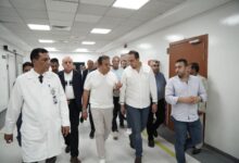 وزير الصحة والسكان ومحافظ الأقصر يجريان جولة تفقدية بعدد من منشآت هيئة الرعاية  