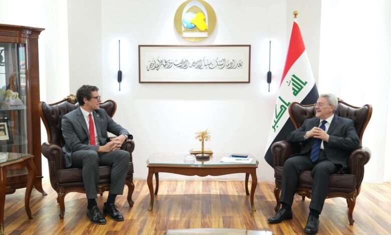 وكيل وزارة الخارجية العراقية يَستقبل القائم بالأعمال الألماني في بغداد وكيل وزارة الخارجية العراقية يَستقبل القائم بالأعمال الألماني في بغداد