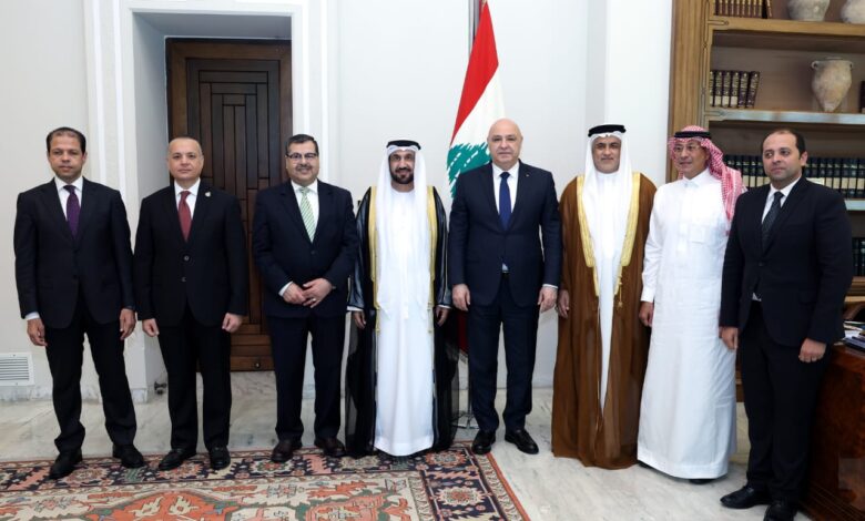 رئيس الجمهورية اللبنانية يستقبل رئيس البرلمان العربي ويؤكد: لبنان جزء لا يتجزأ من العالم العربي رئيس الجمهورية اللبنانية يستقبل رئيس البرلمان العربي ويؤكد: لبنان جزء لا يتجزأ من العالم العربي