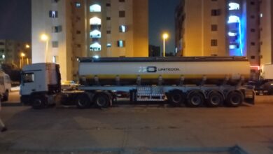 هل الشوارع الداخلية في العاشر من رمضان أصبحت مواقف لمركبات النقل الثقيل وحافلات الورديات