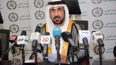 رئيس البرلمان العربي يشيد بسير انتخابات مجلس النواب المصري