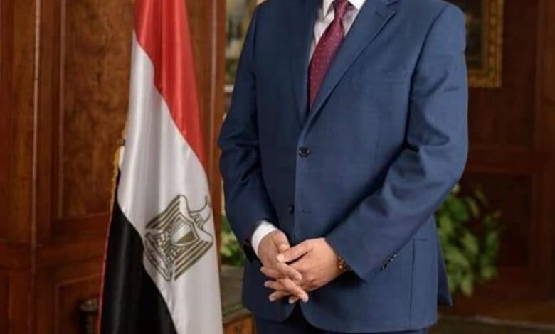 وزير الموارد المائية والري يصل بوروندي للمشاركة في اجتماعات “Nile-COM”