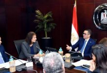  وزير الاستثمار والتجارة الخارجية يلتقي بعثة صندوق النقد الدولي ويستعرض الرؤية الإصلاحية وجهود تحسين بيئة الأعمال