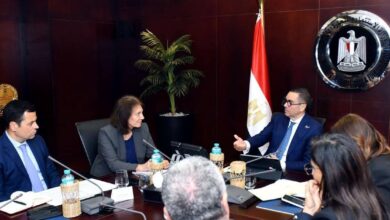 وزير الاستثمار والتجارة الخارجية يلتقي بعثة صندوق النقد الدولي ويستعرض الرؤية الإصلاحية وجهود تحسين بيئة الأعمال وزير الاستثمار والتجارة الخارجية يلتقي بعثة صندوق النقد الدولي ويستعرض الرؤية الإصلاحية وجهود تحسين بيئة الأعمال