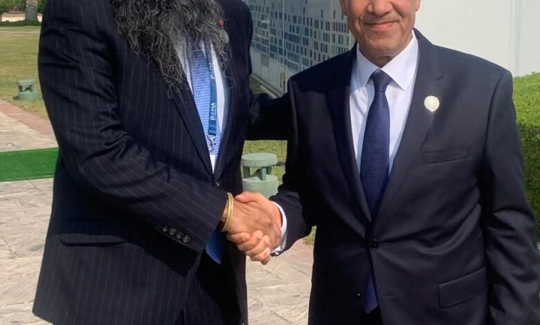 وزير الخارجية يلتقي وزير الدولة الكندي للتنمية الدولية على هامش منتدى الدوحة