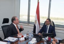 وزير الاستثمار والتجارة الخارجية يبحث مع وفد “بلومبرج جرين” الأمريكية إنشاء مركز إقليمي للأمن الغذائي وتوطين تكنولوجيا الحفظ الزراعي بمصر