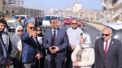 محافظ دمياط يتابع مستجدات الموقف التنفيذى بمشروع تطوير طريق كورنيش النيل بالسنانية