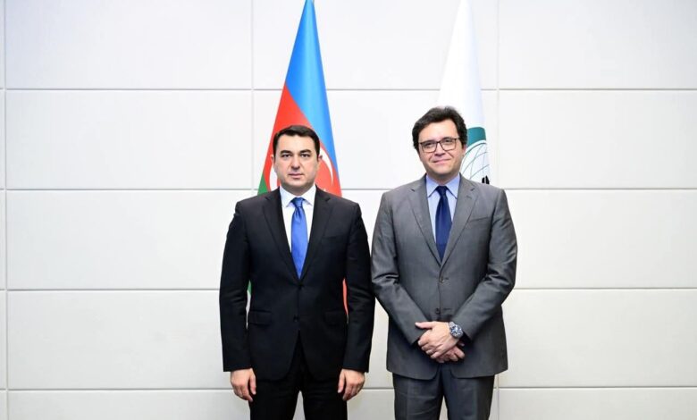 وزير الثقافة يلتقي نظيره الأذربيجاني لبحث آليات تعزيز التعاون الثقافي بين البلدين وزير الثقافة يلتقي نظيره الأذربيجاني لبحث آليات تعزيز التعاون الثقافي بين البلدين