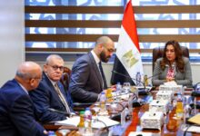 وزيرة التنمية المحلية والقائم بأعمال وزير البيئة تبحث مع قيادات وزارة الاتصالات وتكنولوجيا المعلومات عدد من الملفات المرتبطة بعمل وزارتي التنمية المحلية والبيئة