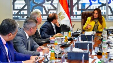 وزيرة التنمية المحلية والقائم بأعمال وزير البيئة تلتقي عددًا من المستثمرين لدفع مسار الاستثمار المستدام بالمحميات الطبيعية