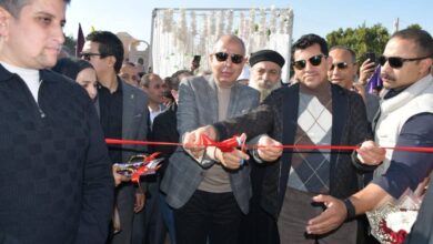 وزير الشباب والرياضة ومحافظ المنيا يفتتحان ملعب قانوني بمركز شباب البرشا بملوي