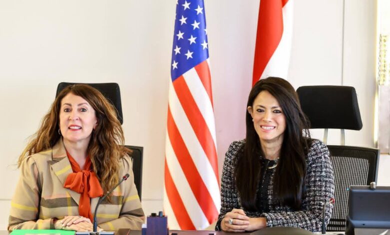 وزيرة التخطيط والتنمية الاقتصادية والتعاون الدولي تستقبل سفيرة الولايات المتحدة الأمريكية بالقاهرة لمناقشة تطوير العلاقات الاقتصادية المشتركة وزيرة التخطيط والتنمية الاقتصادية والتعاون الدولي تستقبل سفيرة الولايات المتحدة الأمريكية بالقاهرة لمناقشة تطوير العلاقات الاقتصادية المشتركة