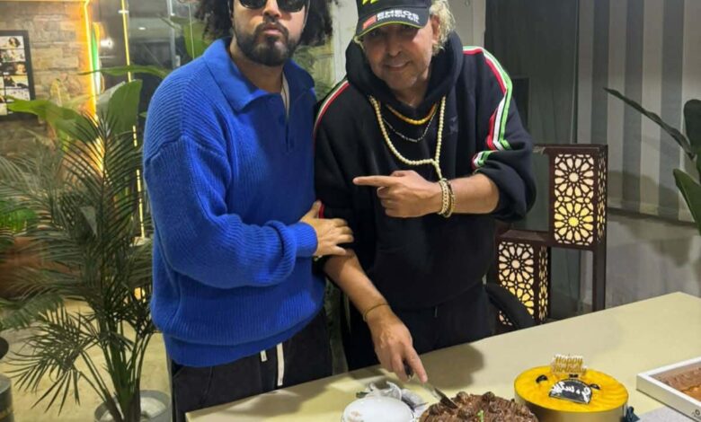 المنتج سعيد امام يحتفل بعيد ميلاده بحضور عبد الفتاح الجرينى المنتج سعيد امام يحتفل بعيد ميلاده بحضور عبد الفتاح الجرينى