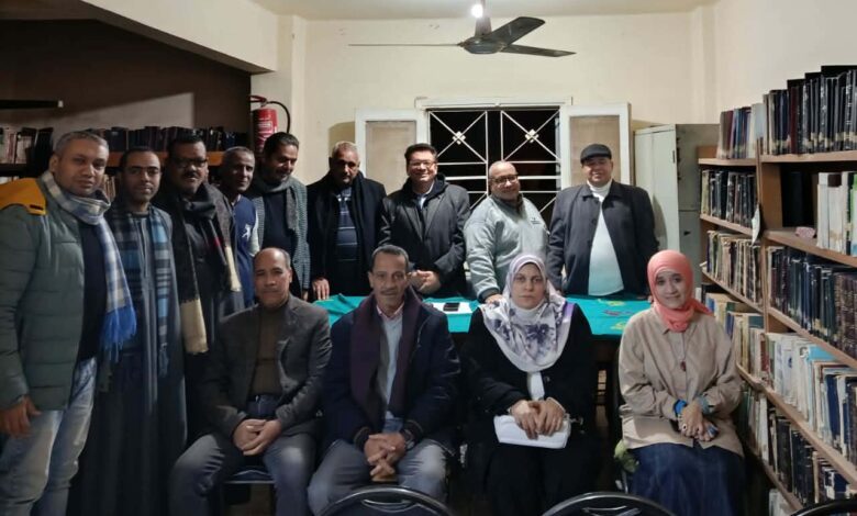 نادى أدب أبنوب ينظم أمسية شعرية حول ” مسرحة الرواية – رواية الهجانة نموذجاً” 