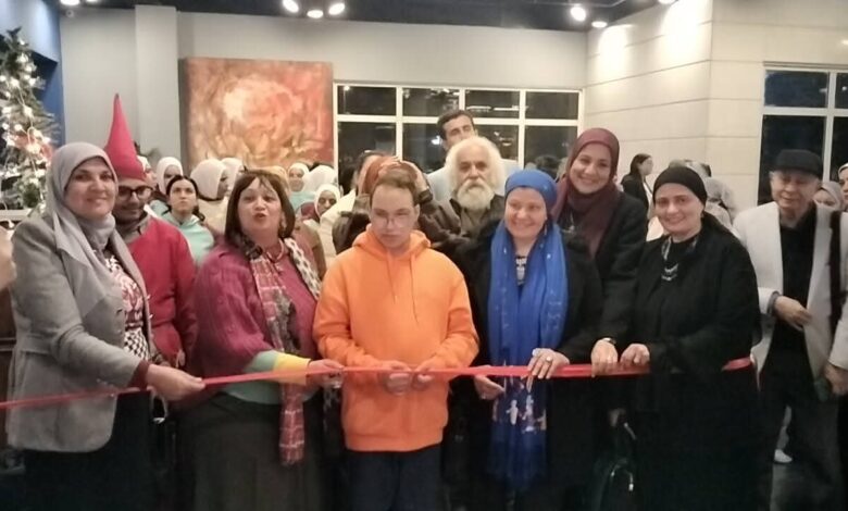 افتتاح معرض “ونكمل فرحتنا ” لذوى الهمم بمركز الهناجر للفنون