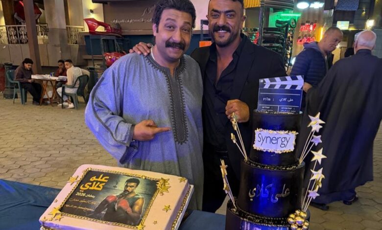 محمد ثروت عن أحمد العوضي.. مجتهد ومركز في شغله جداً