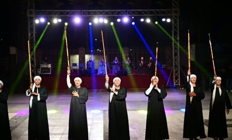 فرقة أسيوط للفنون الشعبية تتألق في مهرجان التحطيب وتبرز ريادة الصعيد في الحفاظ على التراث