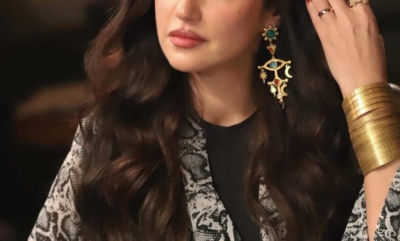 دُرّة بإطلالات شعبية غنية وتحدٍ فني لافت في كواليس «علي كلاي» رمضان