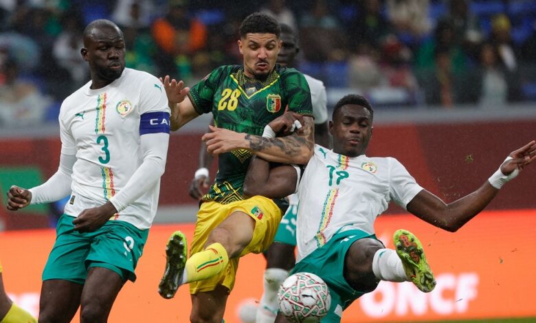 السنغال تتأهل إلى نصف نهائي أمم إفريقيا بعد إقصاء مالي وتنتظر الفائز من مباراة مصر وساحل العاج