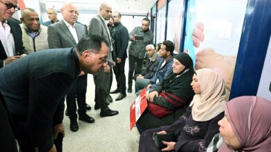 رئيس الوزراء يطمئن من المرضى على جودة الخدمات المقدمة     في مستشفى أورام دار السلام “هرمل سابقا”