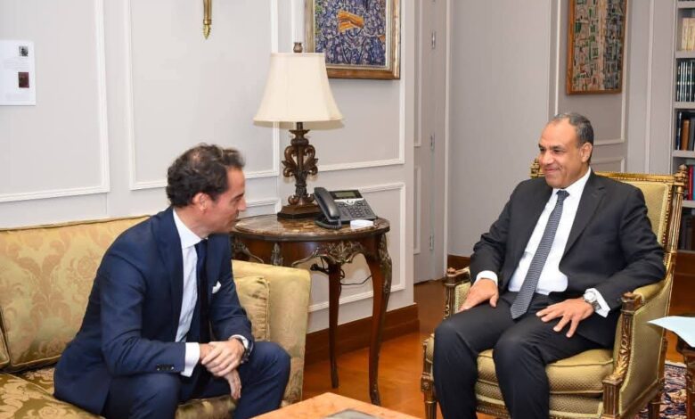 وزير الخارجية يلتقي مع الممثل الشخصي لسكرتير عام حلف الناتو لشئون الجوار الجنوبي وزير الخارجية يلتقي مع الممثل الشخصي لسكرتير عام حلف الناتو لشئون الجوار الجنوبي