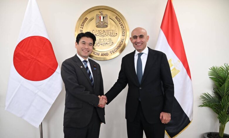 وزير التربية والتعليم يبحث مع نظيره الياباني آفاق جديدة للتعاون التعليمي