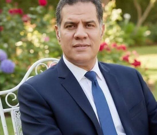 “في عينيك تدور السنين” ديوان جديد للشاعر ابراهيم حسانين