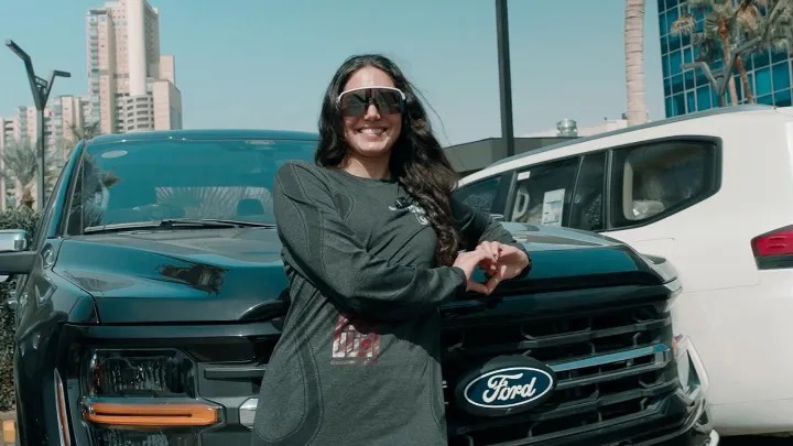 شركة محمد يوسف نِاغي للسيارات – فورد تدعم الرياضية السعودية ياسمين شعبان في تحدي الحركة لمدة 24 ساعة