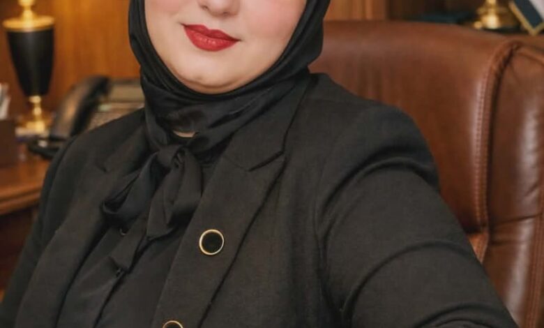 الإعلامية “رشا العطيفي” تُعد من النماذج النسائية الملهمة في العمل الثقافي بمحافظة أسيوط