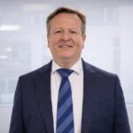 مجموعة سوميه التعليمية تُعيّن “سبنسر كولز” في منصب الرئيس التنفيذي الجديد