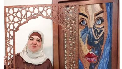 د. أمل أبوزيد: لوحات “المرأة والقنارية” حالة فنية ترمز للأمان والانتظار و القوة الصامتة