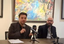 سفارة فلسطين تختتم برنامجها الثقافي لمعرض الكتاب بالقاهرة بأمسية ثقافية مع الكاتب المحرر باسم خندقجي