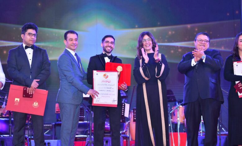 وزيرة الثقافة تشهد مراسم الاحتفال بذكرى نصر العاشر من رمضان وزيرة الثقافة تشهد مراسم الاحتفال بذكرى نصر العاشر من رمضان