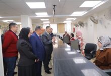 محافظ دمياط يتفقد مبنى مديرية التموين بشطا و يتابع سير العمل بالإدارات و مركز خدمة المواطنين