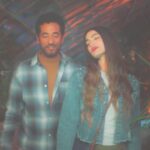 عمرو سعد وتارا عماد يغنيان «حاجة غريبة» لعبدالحليم حافظ وشادية في الحلقة 22 من «إفراج»