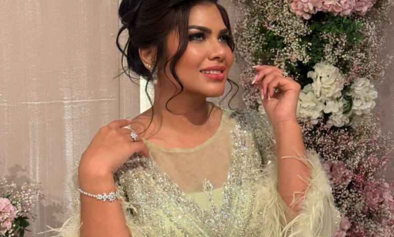 أفنان عباس تطرح «ماهزني بعده» بإيقاع مختلف.. والأغنية تقترب من 5 ملايين مشاهدة في أيام العيد أفنان عباس تطرح «ماهزني بعده» بإيقاع مختلف.. والأغنية تقترب من 5 ملايين مشاهدة في أيام العيد